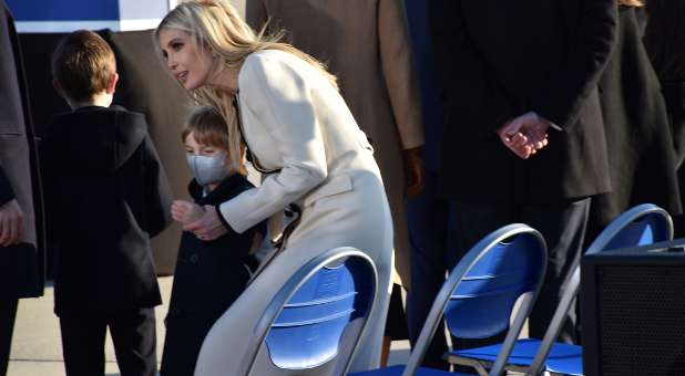 14 Trump Sendoff Ivanka Trump with her children JH resized