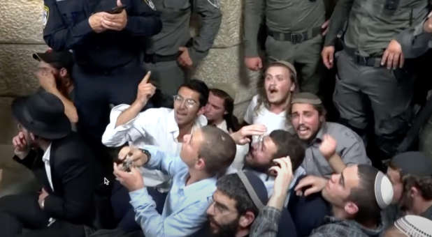 Jewish protesters